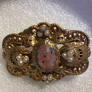 Estate brooch